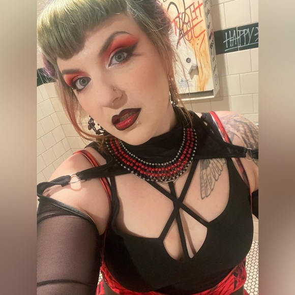 Meet your Posher, Jen - Picture 6 of 16